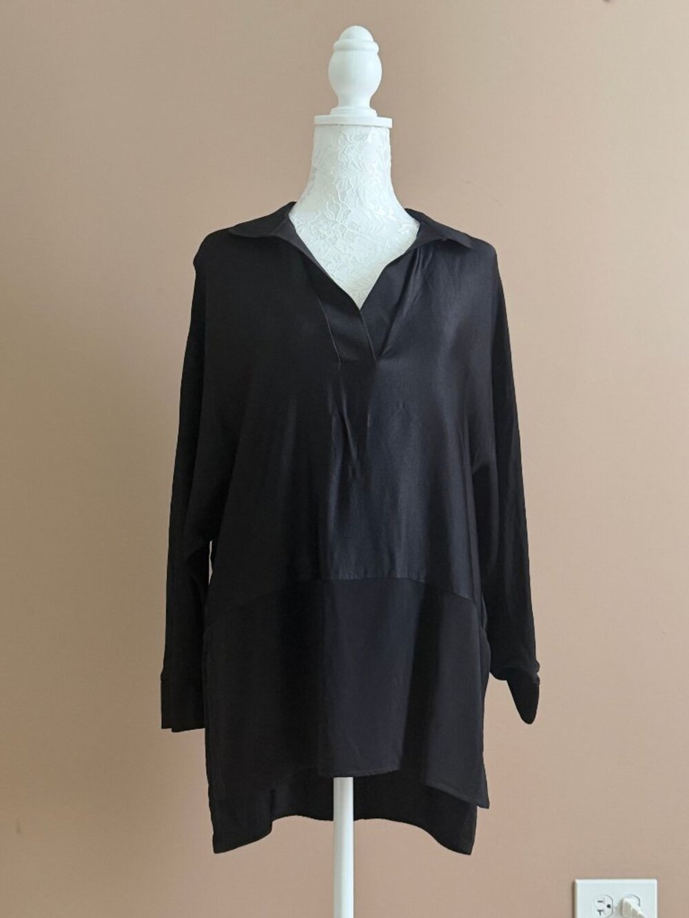 Banana Republic black tunic
